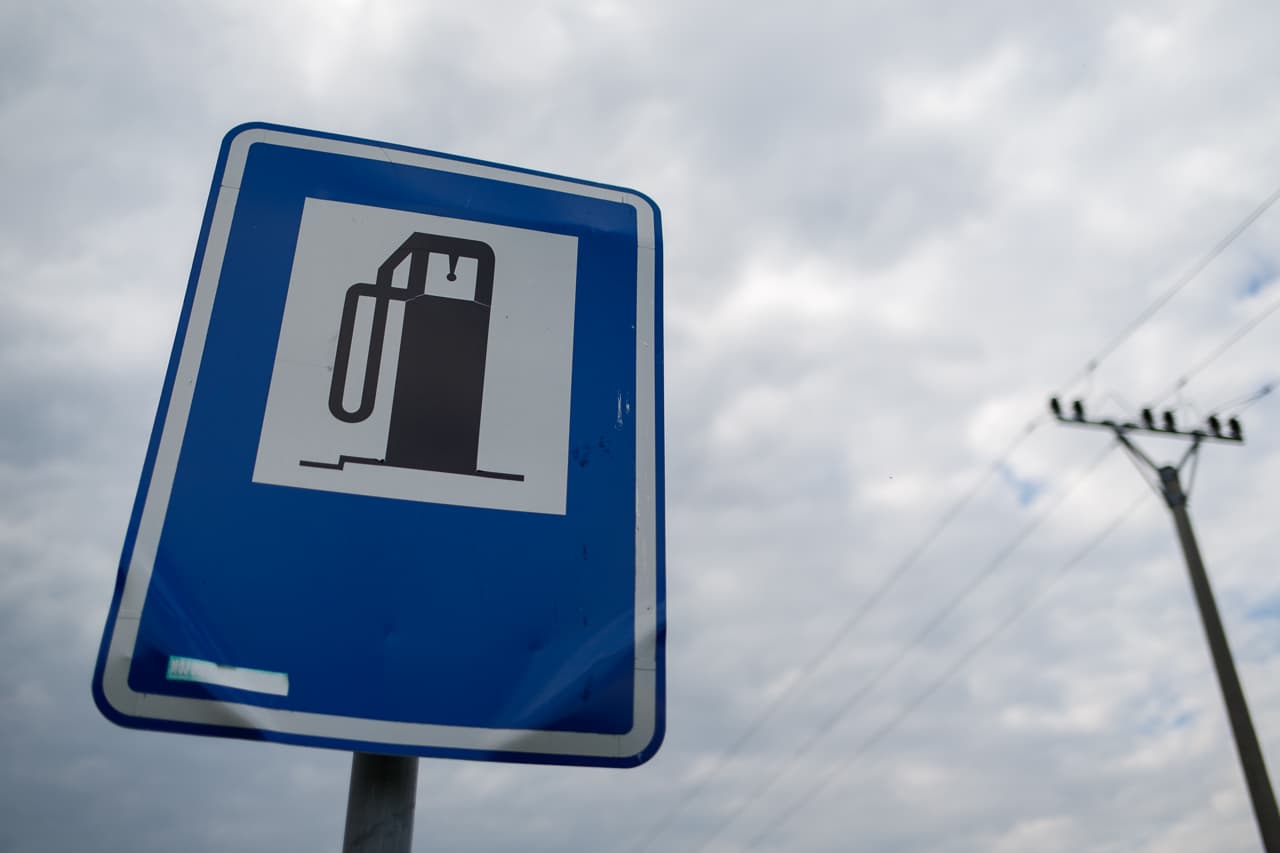 Megint drágult az üzemanyag Szlovákiában – a benzinár átlépett egy újabb határt