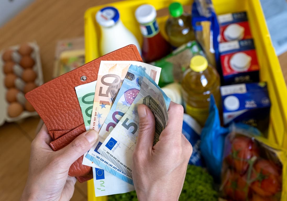 Jövőre végre fellélegezhet a pénztárcánk? Könnyebb évet jósol a Szlovák Nemzeti Bank