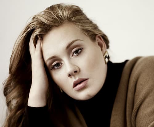 Adele 25 című albuma péntektől már elérhető