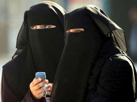 Az osztrákok többsége támogatja a burka betiltását
