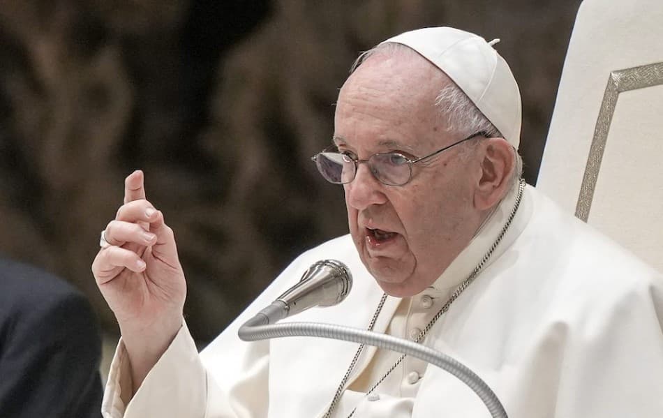 Ferenc pápa: A sok más konfliktus miatt "elfelejtett háborúvá" válhat az ukrajnai