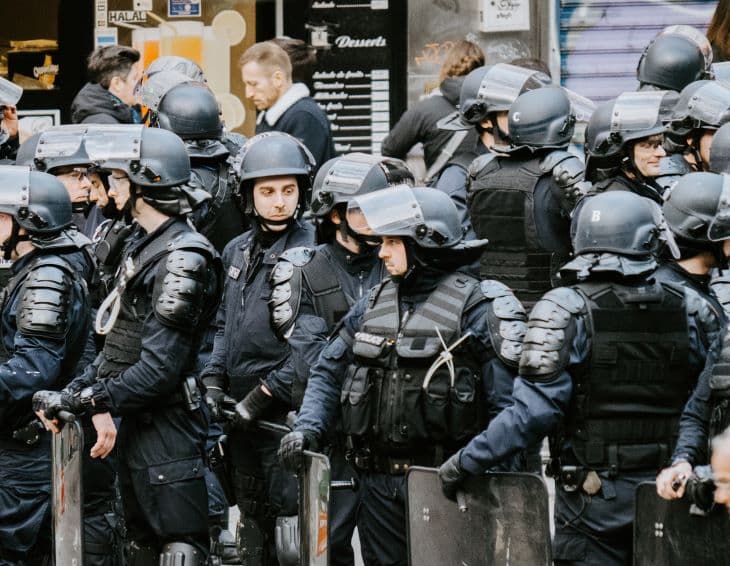 Tüntetésen követeltek a francia rendőrök olimpiai prémiumot