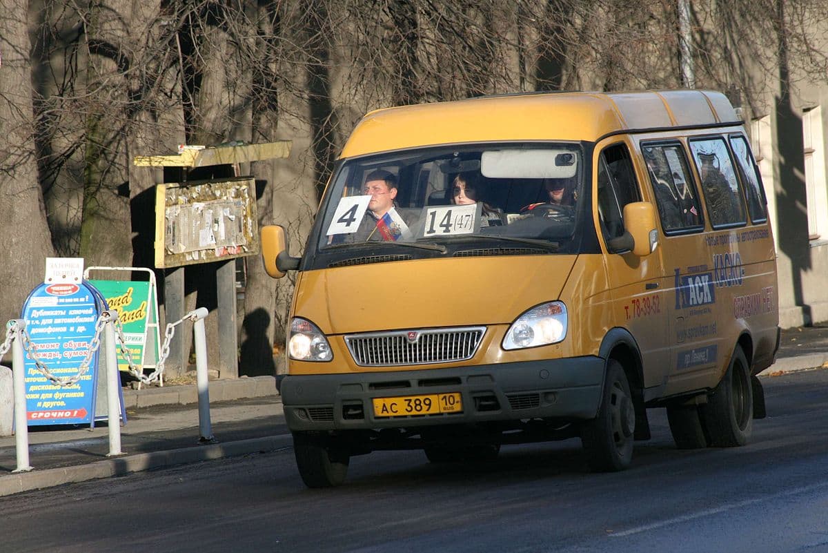 Többen meghaltak egy kisbuszban Oroszországban