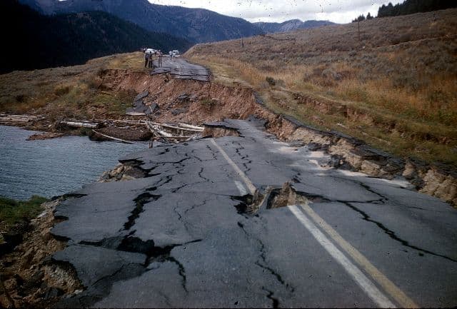 Hat hét alatt 1400 földrengést mértek az amerikai Yellowstone Nemzeti Parkban