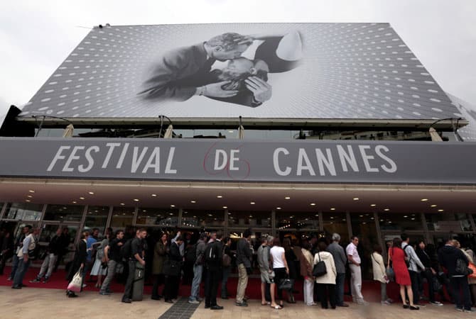 Cannes - Idén is bőkezűen adakoztak a sztárok a jótékonysági AIDS-gálán
