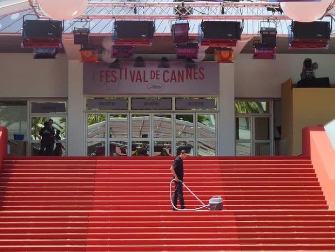 Klasszikusokat és debütáló filmet is vetítenek a plázson a Cannes-i Filmfesztivál keretein belül
