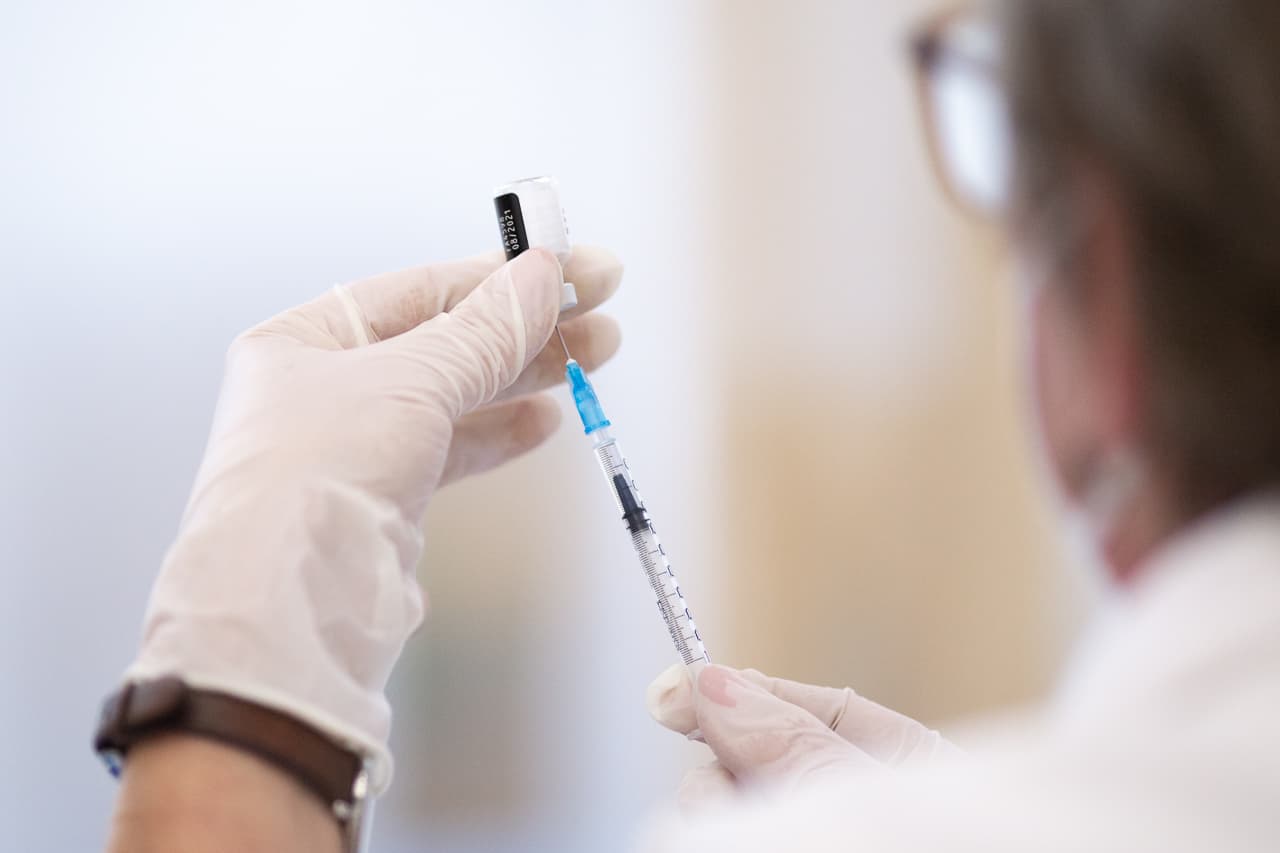 Újabb vakcinára lehet regisztrálni Szlovákiában – elég belőle egy adag a teljes védelemhez
