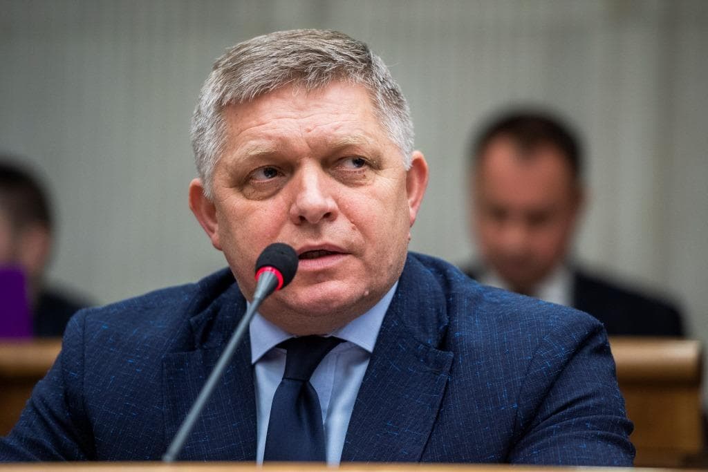 Fico duzzog: "Itt 2020-tól a szlovák ellenzékre vadásznak"