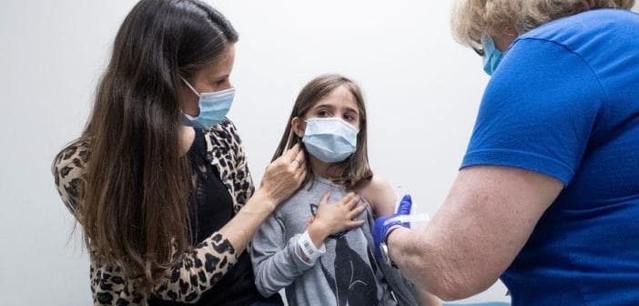 Az EMA jóváhagyta az 5 és 11 év közötti gyerekek beoltását a Pfizer vakcinájával