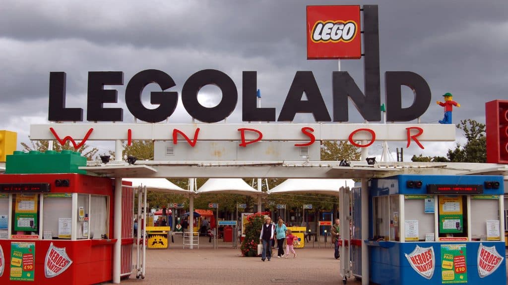 BORZALOM: Szexuálisan bántalmaztak a Legolandben két hatéves kislányt