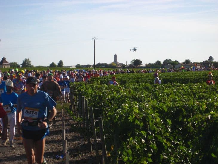 Márkás borokat, osztrigát és oldalast kínáltak "a világ leghosszabb" maratonján