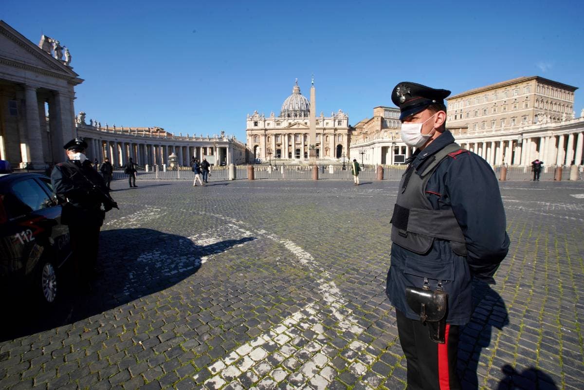 Az olasz rendőrség feltételezett maffiatagokat vett őrizetbe