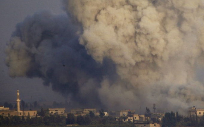 Csaknem 8300 civil halt meg orosz légicsapásokban Szíriában