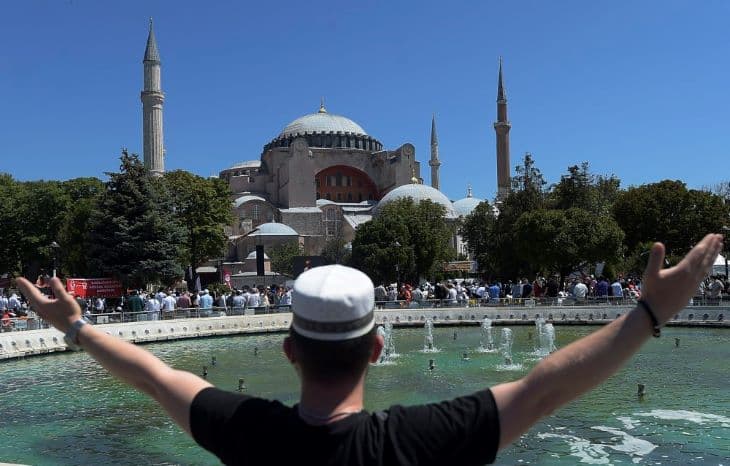 Eldurvult a vita Athén és Isztambul között a Hagia Sophia miatt